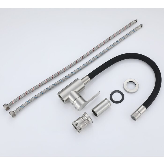 Flexible stainless steel kitchen faucet hoses and accessories for A-Torneira sinks.