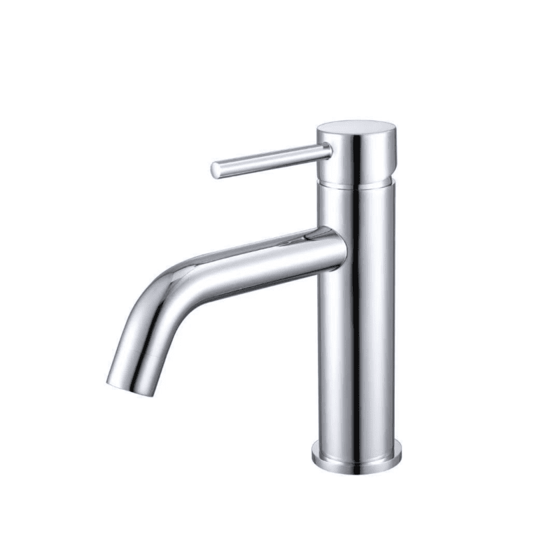 Sleek modern chrome kitchen faucet with single handle for easy temperature control.