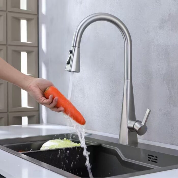 Single Handle Pull Out Sprayer Kitchen Faucet, Sink Tap