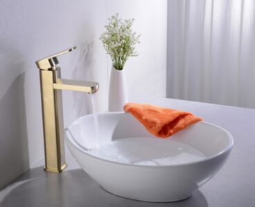 Single Hole Lav Sink Tap