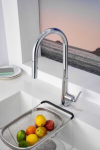 Zinc Alloy Tap with Sprayer X4